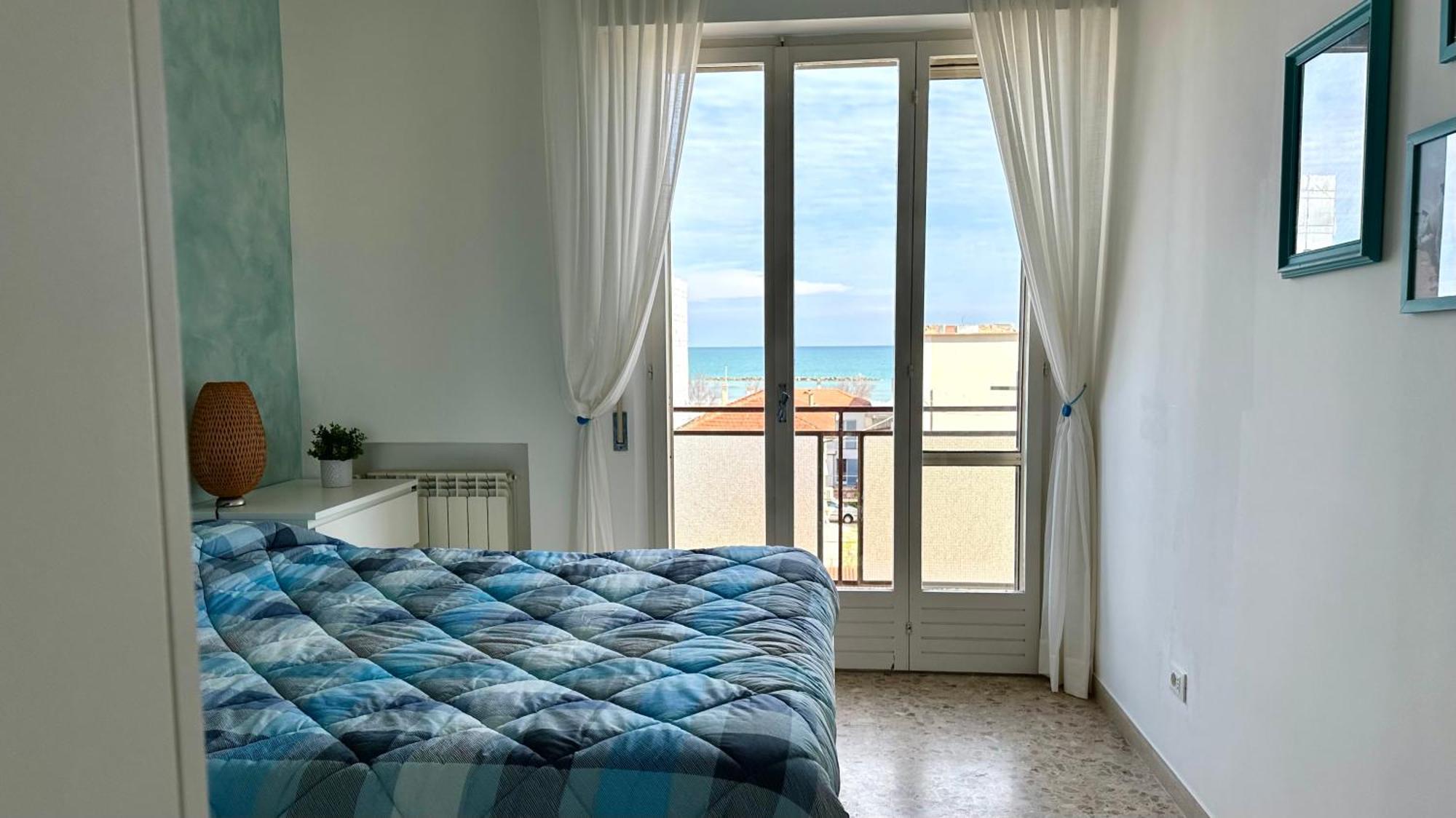 Se041 - Senigallia, Quadrilocale Accessoriato A 150Mt Dal Mare Eksteriør billede