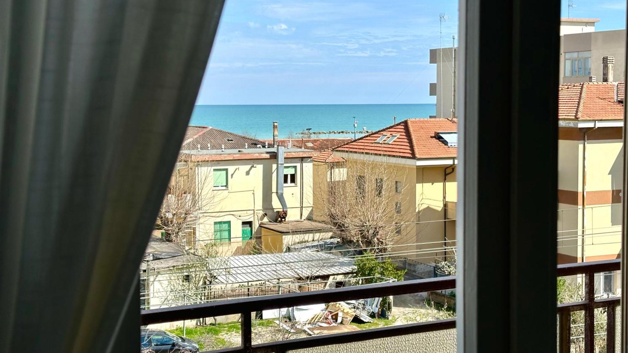 Se041 - Senigallia, Quadrilocale Accessoriato A 150Mt Dal Mare Eksteriør billede