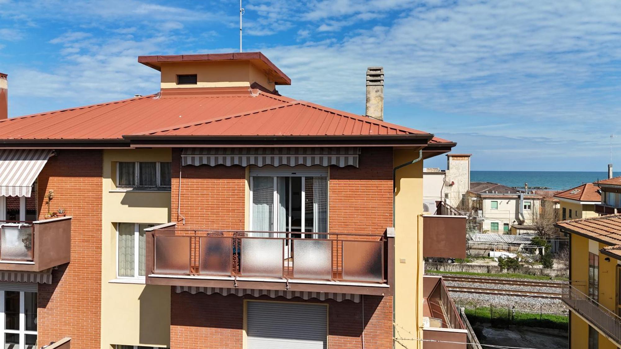 Se041 - Senigallia, Quadrilocale Accessoriato A 150Mt Dal Mare Eksteriør billede